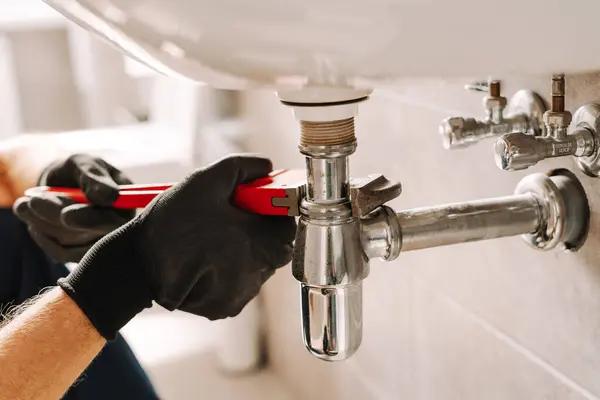 Plumbing Fixtures Buying Guide for Homeowners