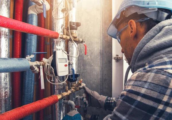 Why an HVAC System Runs Constantly Without Keeping Up With Demand