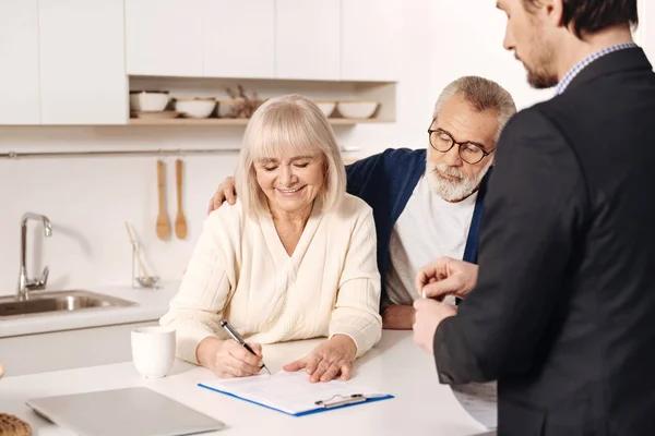Your Complete Guide to Working with a Florida Family Lawyer