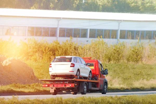 Affordable Towing Service Calgary for Cars and SUVs