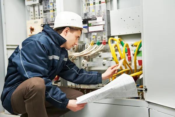 Experienced Electrician Services for Portland Residences