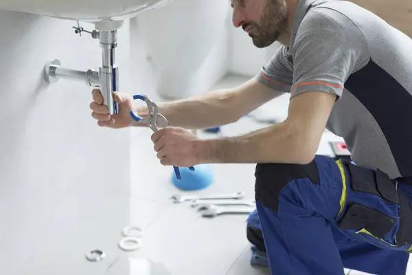 Professional Emergency Plumber in Bryn Mawr for Fast Service