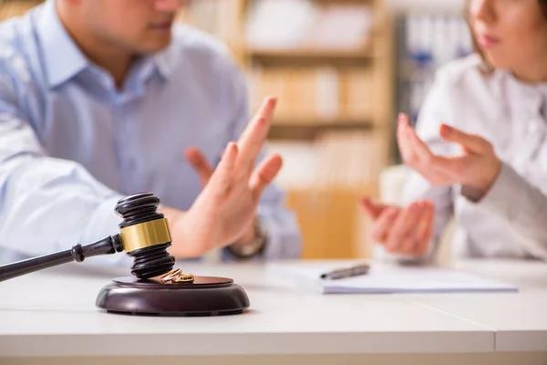 Washington State Divorce Guidance and Legal Support