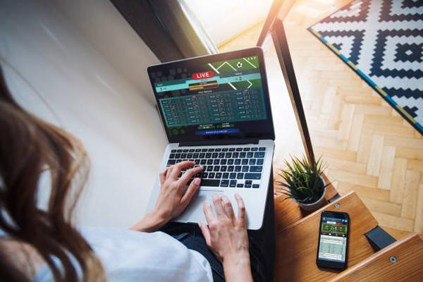 Explore Innovative Casino Game Interfaces Through 바카라사이트