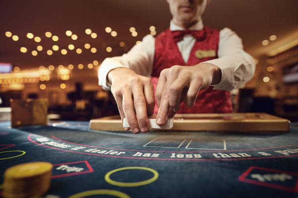 Casino Entertainment Features Available on an online casino Singapore Platform
