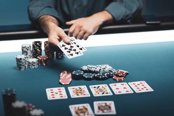 Find Easy Casino Games at a Singapore online casino for New Players